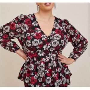 Torrid Black Red Floral Long Sleeve V-Neck Pullover Lined Peplum Blouse Size 0x